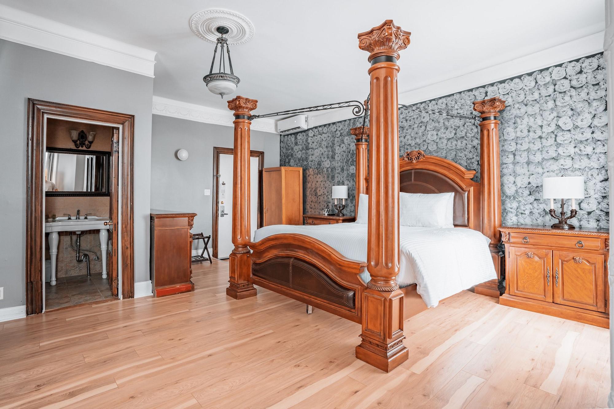 Hotel De Paris Монреал Екстериор снимка